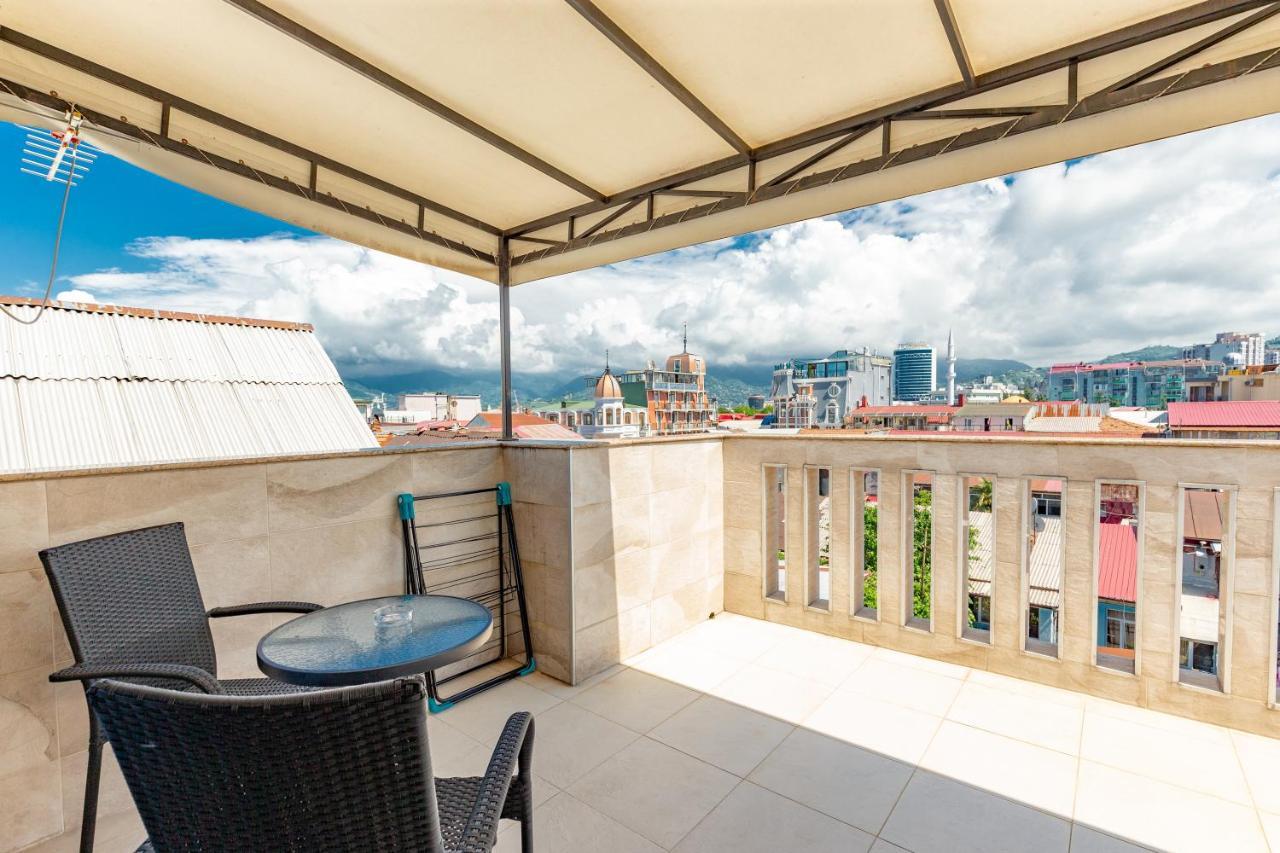 Hotel N16 Batumi Exteriér fotografie
