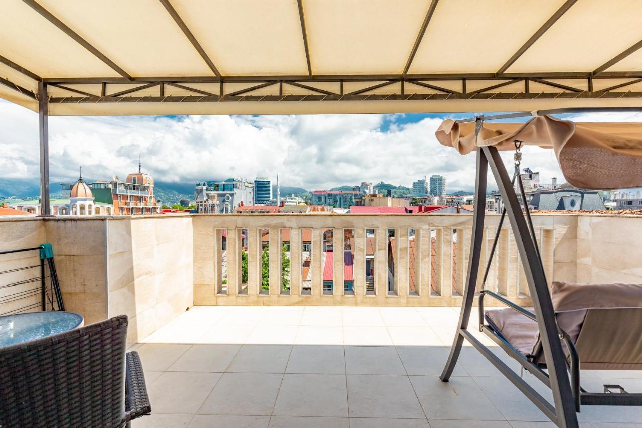 Hotel N16 Batumi Exteriér fotografie