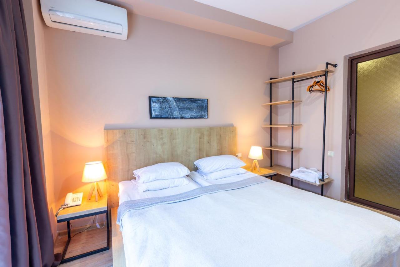 Hotel N16 Batumi Exteriér fotografie