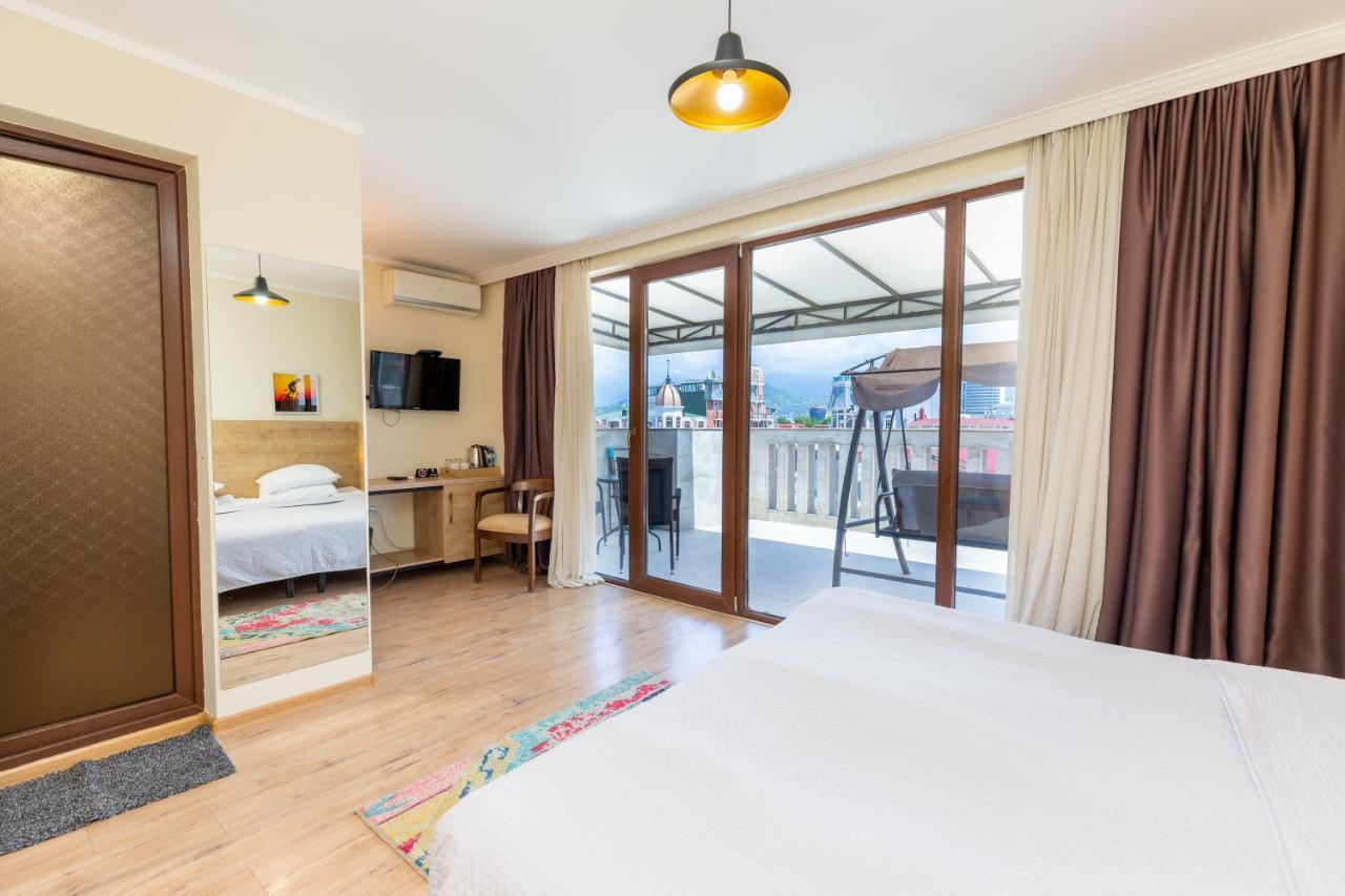 Hotel N16 Batumi Exteriér fotografie