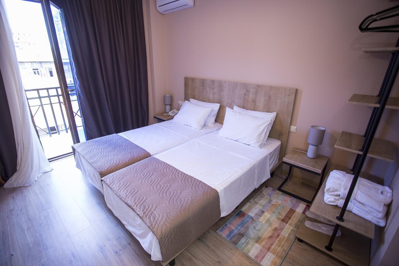 Hotel N16 Batumi Exteriér fotografie
