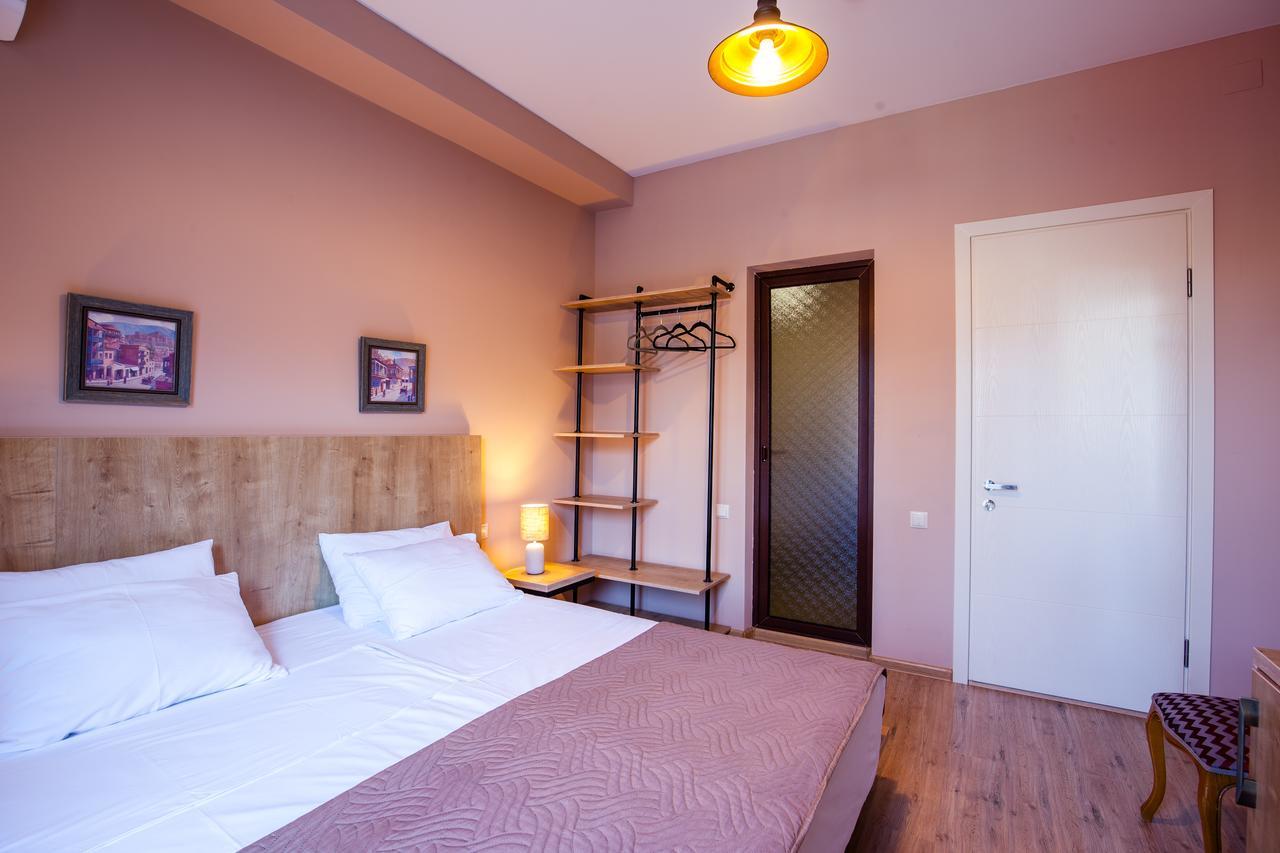 Hotel N16 Batumi Exteriér fotografie