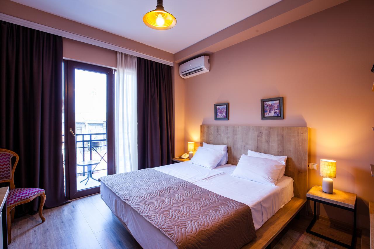 Hotel N16 Batumi Exteriér fotografie